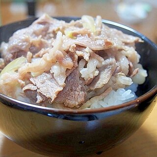 牛丼ぶり